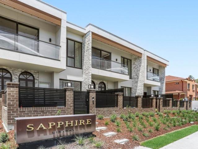 Townhouse for rent in Sutherland, New South Wales