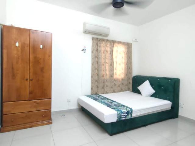 Room for rent in Petaling, Damansara Damai