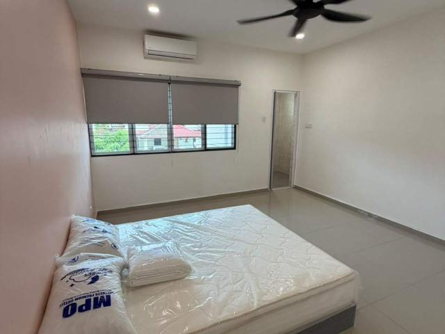 Room for rent in Petaling, Damansara Damai