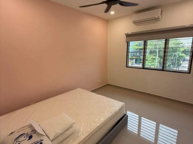 Room for rent in Petaling, Damansara Damai