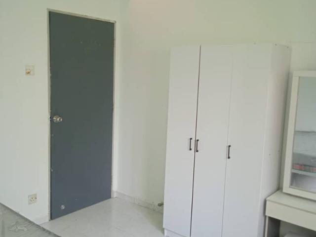 Room for rent in Mukim 13, Georgetown