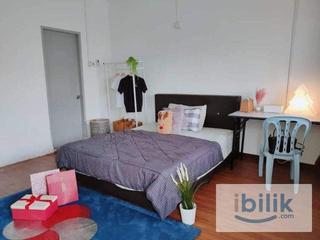 Room for rent in Alam Impian, Selangor