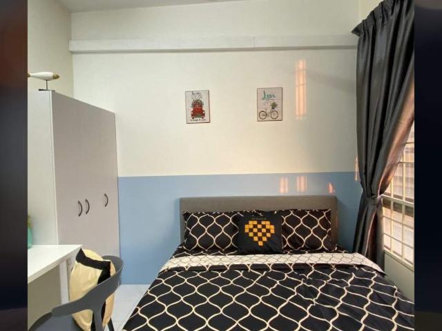 Room for rent in Taman Bukit Serdang Seksyen 10, Majlis Bandaraya Subang Jaya