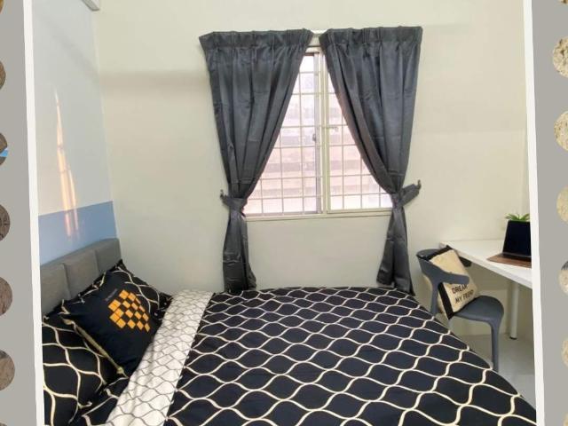 Room for rent in Taman Bukit Serdang Seksyen 10, Majlis Bandaraya Subang Jaya