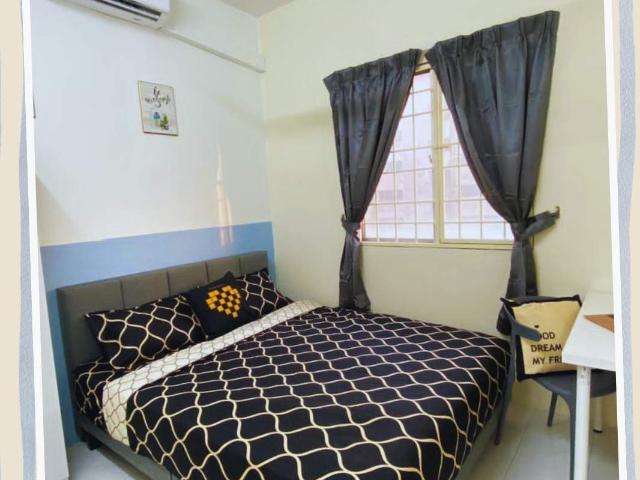 Room for rent in Taman Bukit Serdang Seksyen 10, Majlis Bandaraya Subang Jaya