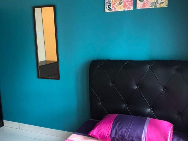 Room for rent in PJU 8, Petaling Jaya