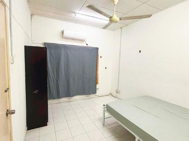 Room for rent in PJU 6, Petaling Jaya