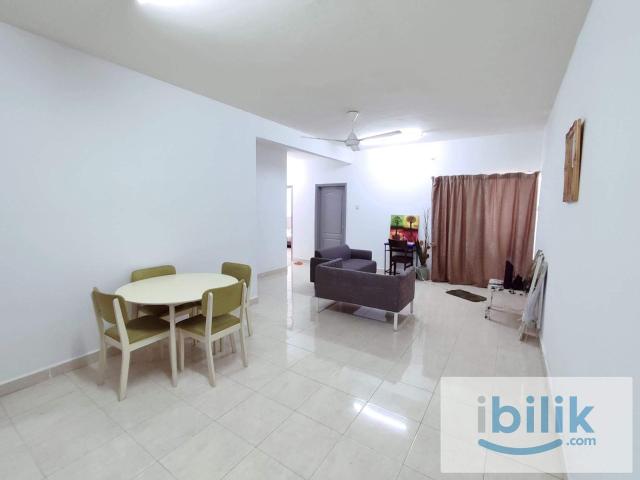 Room for rent in Petaling, Damansara Damai