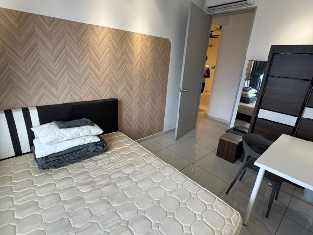 Room for rent in Kampung Sungai Merali, Kuala Lumpur