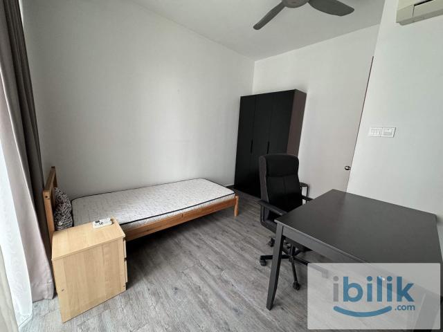 Room for rent in PJU 1A, Petaling Jaya