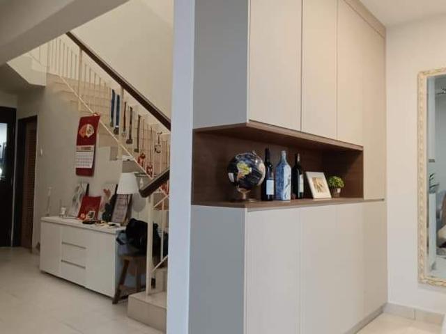 Room for rent in Petaling, Alam Impian