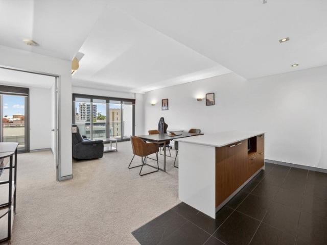 Apartment for rent in East Perth, Perth