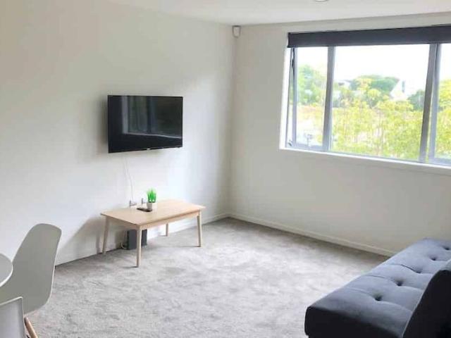 Apartment for rent in Heathcote, Canterbury