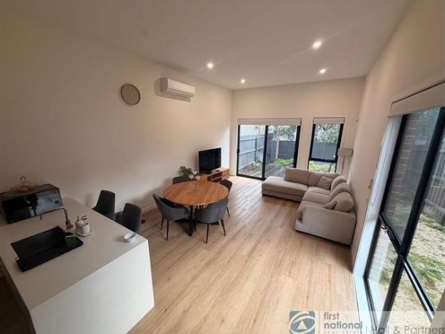 Townhouse for rent in Camerons Creek, Victoria