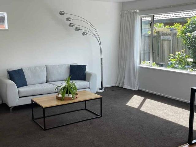 Townhouse for rent in Spreydon, Canterbury