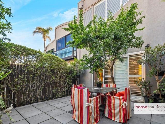 Townhouse for rent in Camerons Creek, Victoria