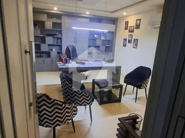 Office for rent in Faisalabad, Islamabad Capital Territory