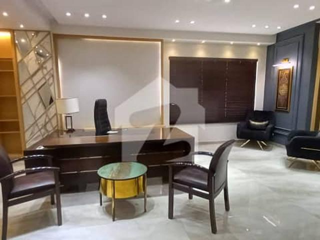 Office for rent in Faisalabad, Islamabad Capital Territory
