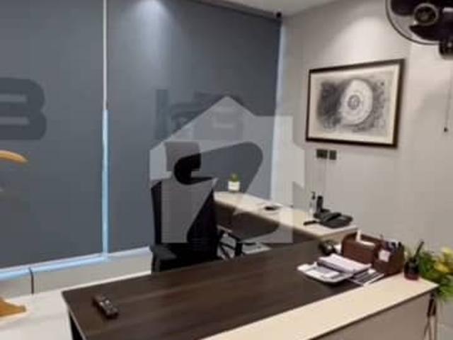 Office for rent in Faisalabad, Islamabad Capital Territory