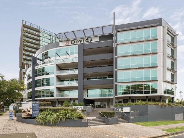 Office for rent in Toombul, Queensland