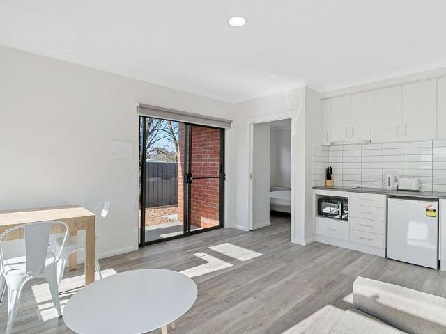 Granny Flat for rent in Benalla, Victoria