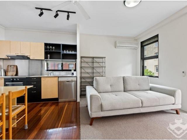 Apartment for rent in Teneriffe, Greater Brisbane