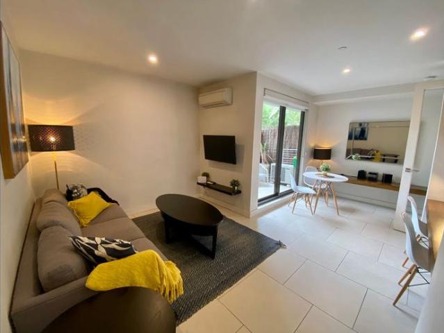 Apartment for rent in St Kilda, Melbourne