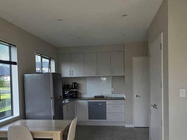 House for rent in Whangaparaoa, Oroua County