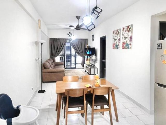 Apartment for sale in Petaling, Damansara Damai