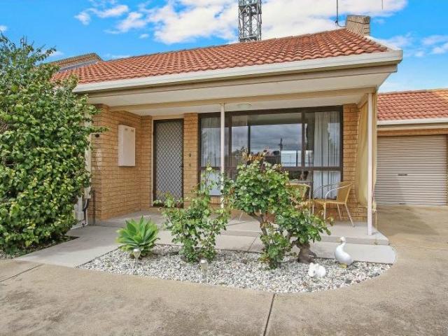 Apartment for rent in Yarrawonga, Shire of Moira