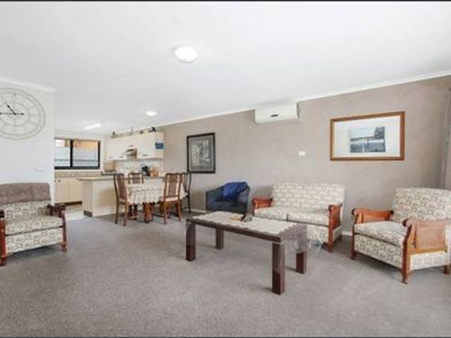 Apartment for rent in Yarrawonga, Shire of Moira