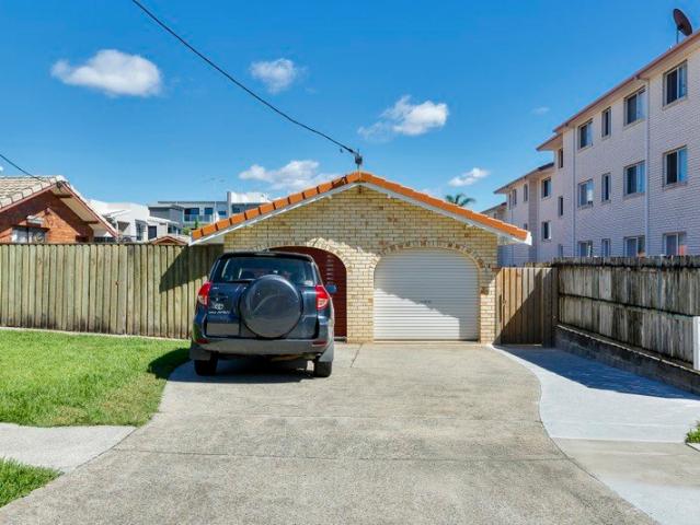 Duplex for rent in Southport, Gold Coast City