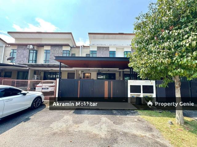 Terraced House for sale in Tanjong Sepat, Selangor