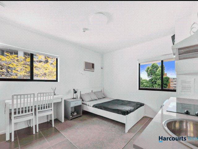 Granny Flat for rent in Toombul, Queensland