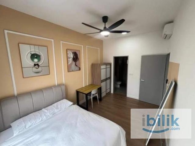 Room for rent in Petaling, Damansara Damai