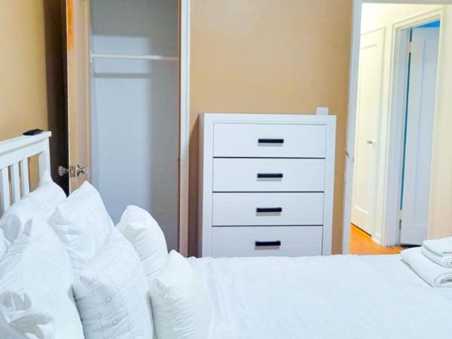 Room for rent in Arverne, New York