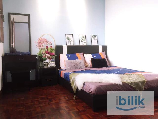 Room for rent in Sendayan Village, Negeri Sembilan