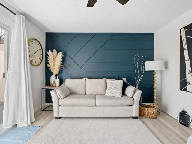 Apartment for rent in Bowness, Calgary
