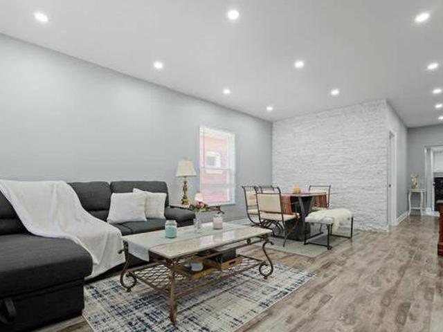 House for rent in County Of Brant, Ontario