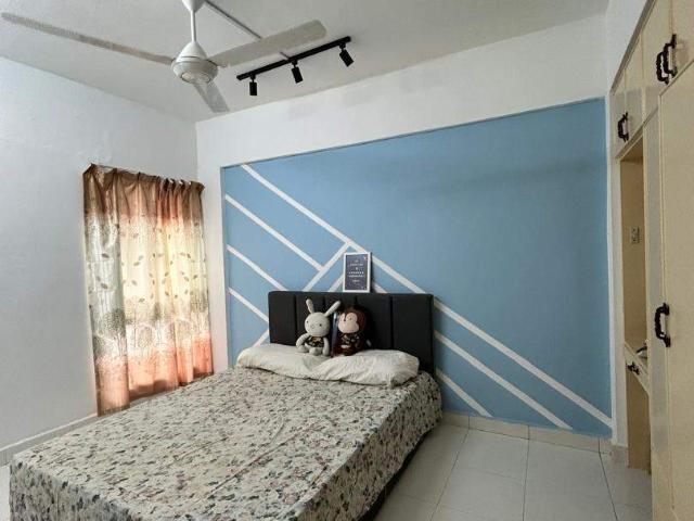Room for rent in Country Heights Damansara, Kuala Lumpur