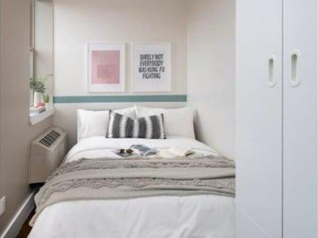 Room for rent in Arverne, New York