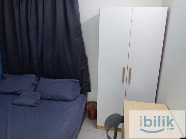 Room for rent in Petaling, Alam Impian