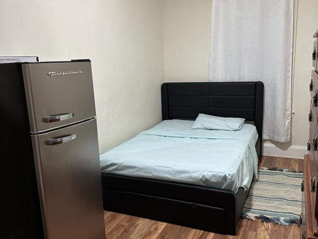 Room for rent in The Bronx, Arverne