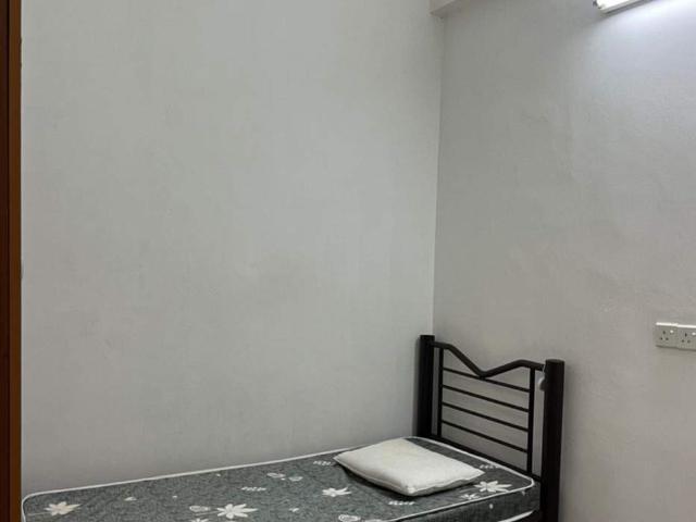 Room for rent in Petaling, Damansara Damai