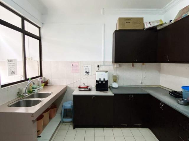 Room for rent in Petaling, Damansara Damai