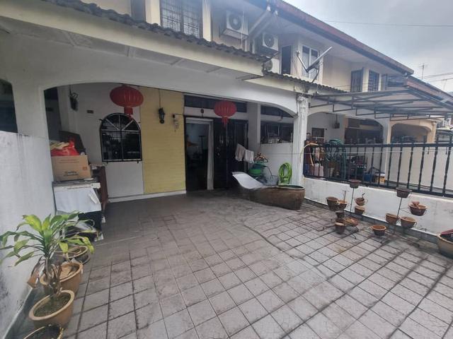 Terraced House for rent in Segambut, Kuala Lumpur