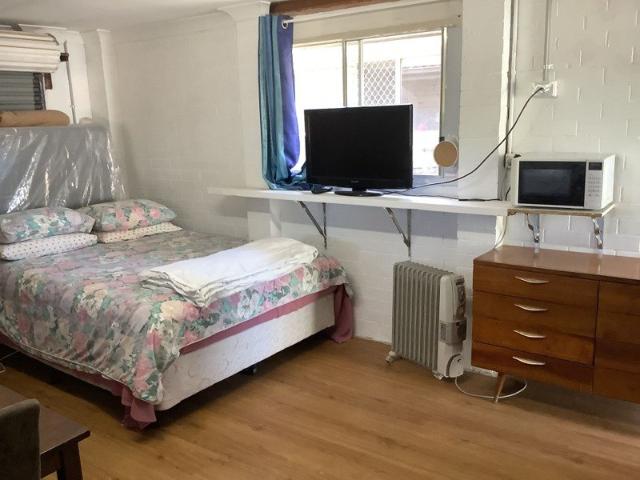 Granny Flat for rent in Moree, New South Wales