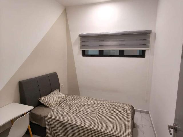 Room for rent in Wellesley, Penang