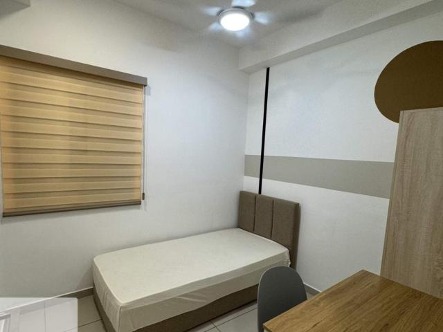 Room for rent in PJU 8, Petaling Jaya