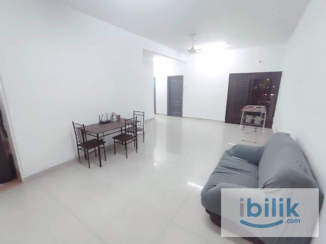 Room for rent in Petaling, Damansara Damai